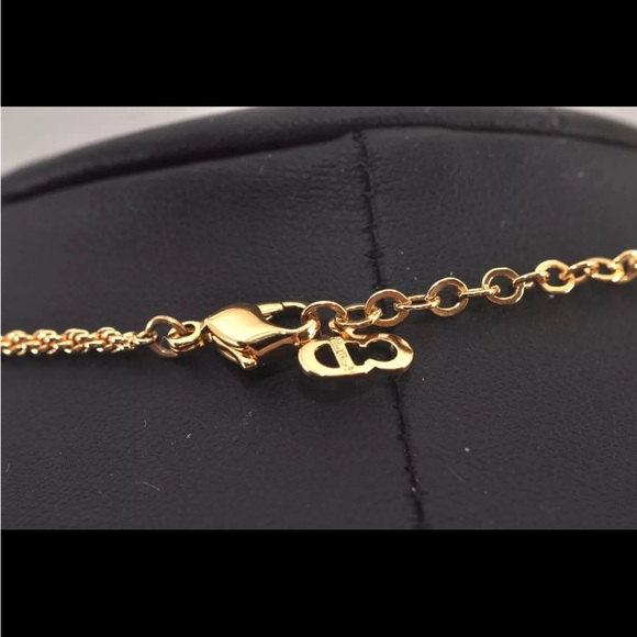 Christian Dior Gold Plated Pendant Necklace EUC - Picture 7 of 11